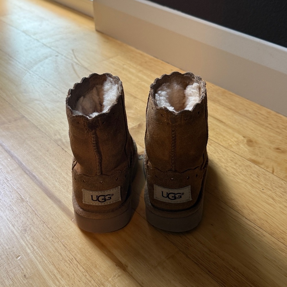 UGG Tan Shearling Lined Boots toddler 7